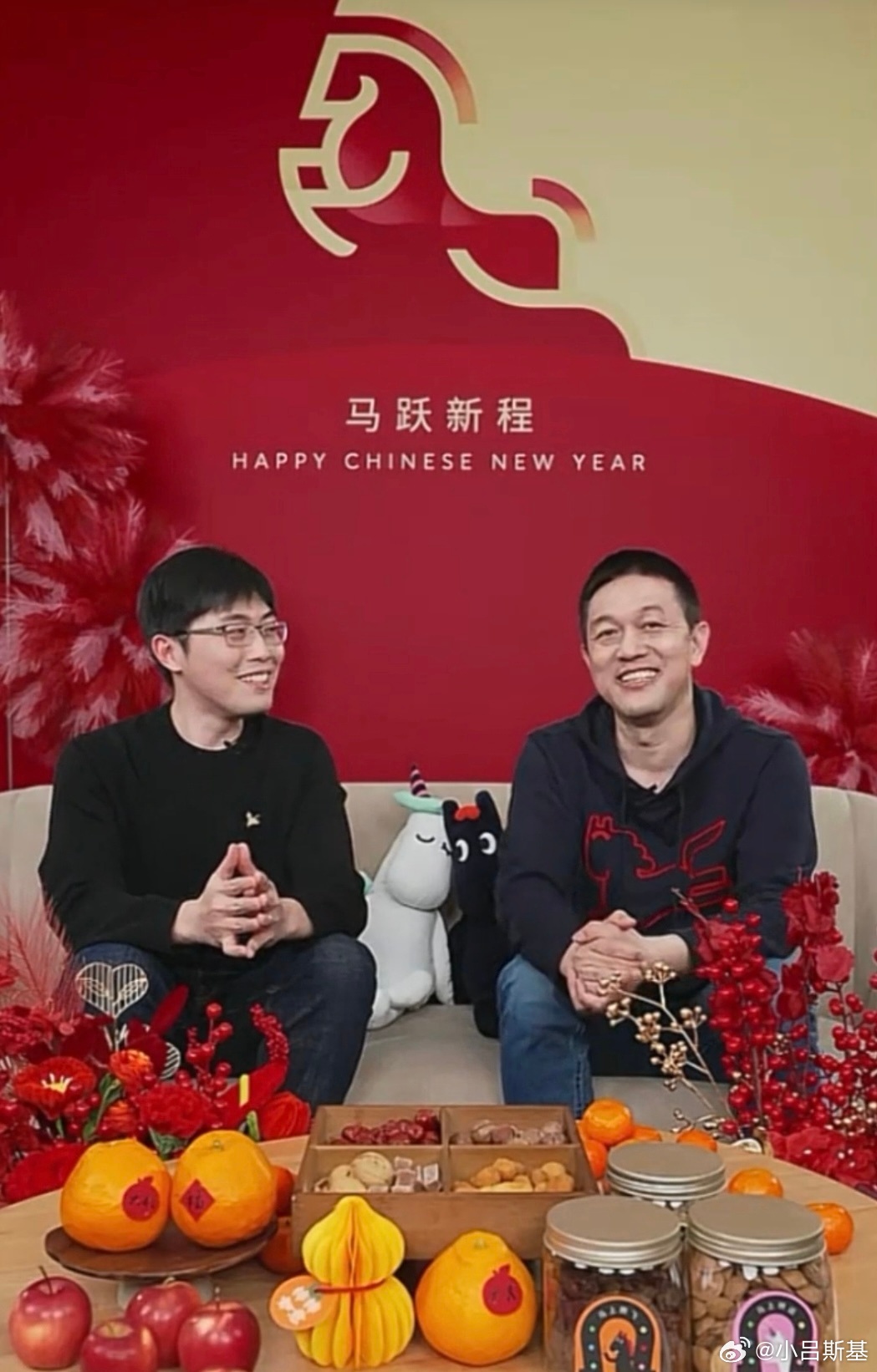 对于大部分用户来说，三代ES8已经很顶了，空间、舒适性配置、内外质感都很不错，所