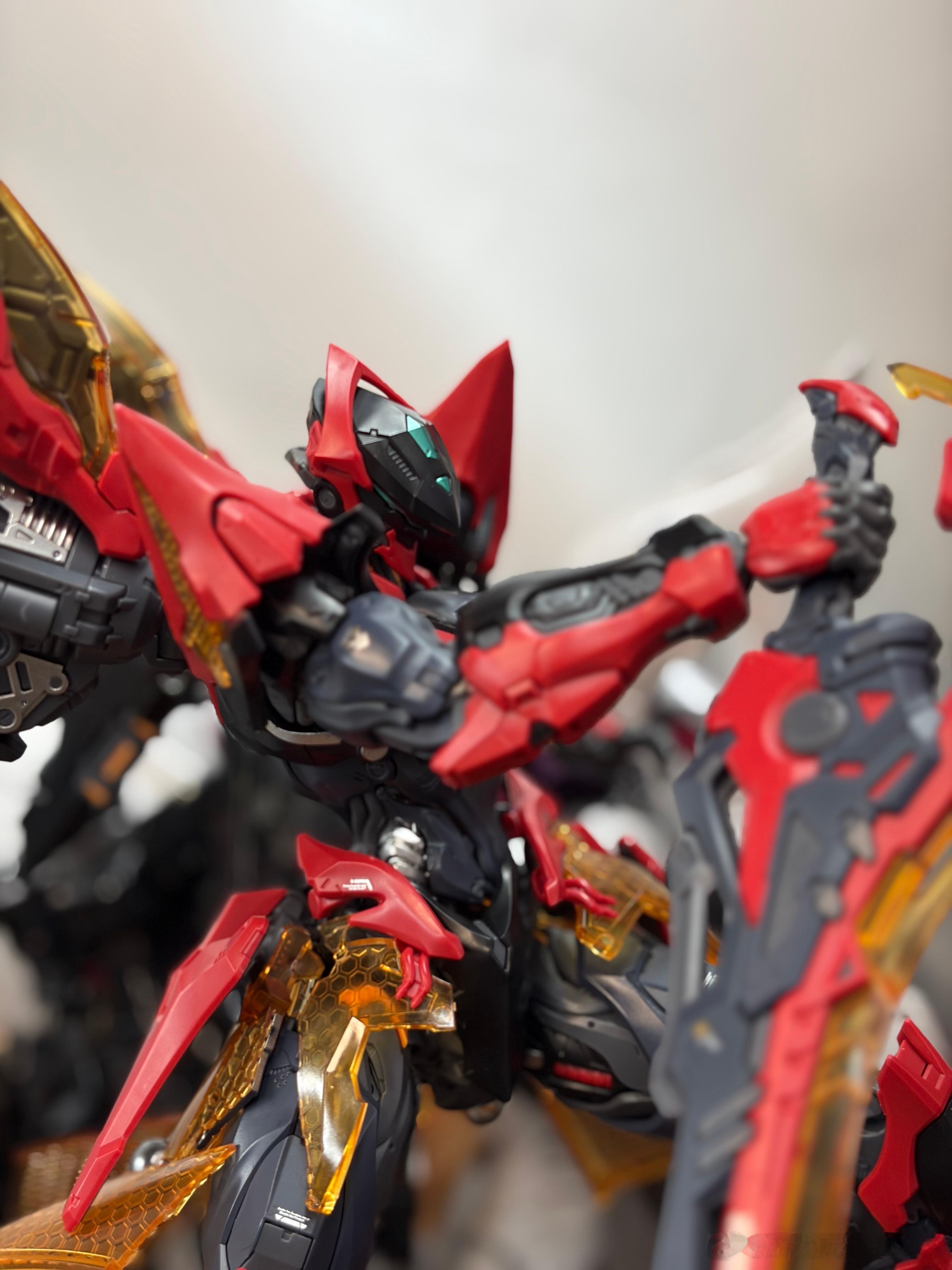 铠绛天战甲模型王者好物本命铠的玩家集合！你们的铠爹终于从峡谷里走出来了！王者荣耀