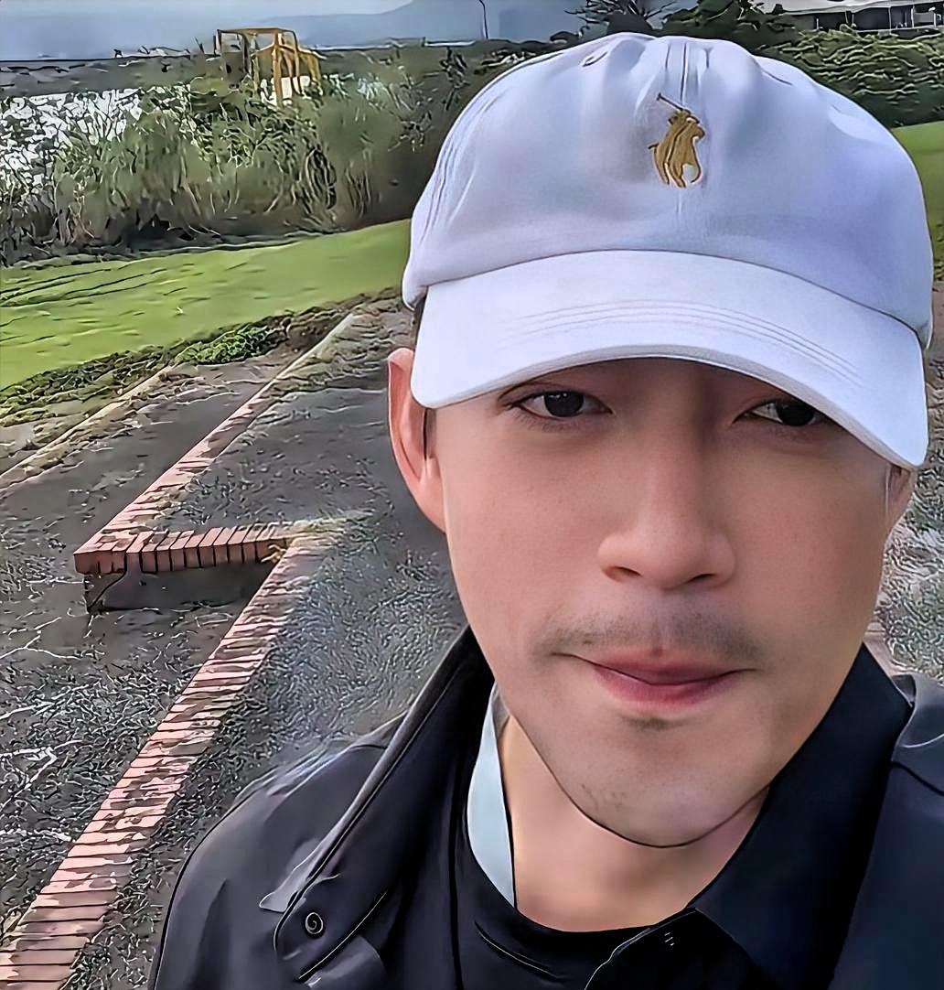 同样是长辈！汪小菲对岳母毕恭毕敬，对着亲妈却像来讨债！
前阵子他对着镜头猛夸岳母