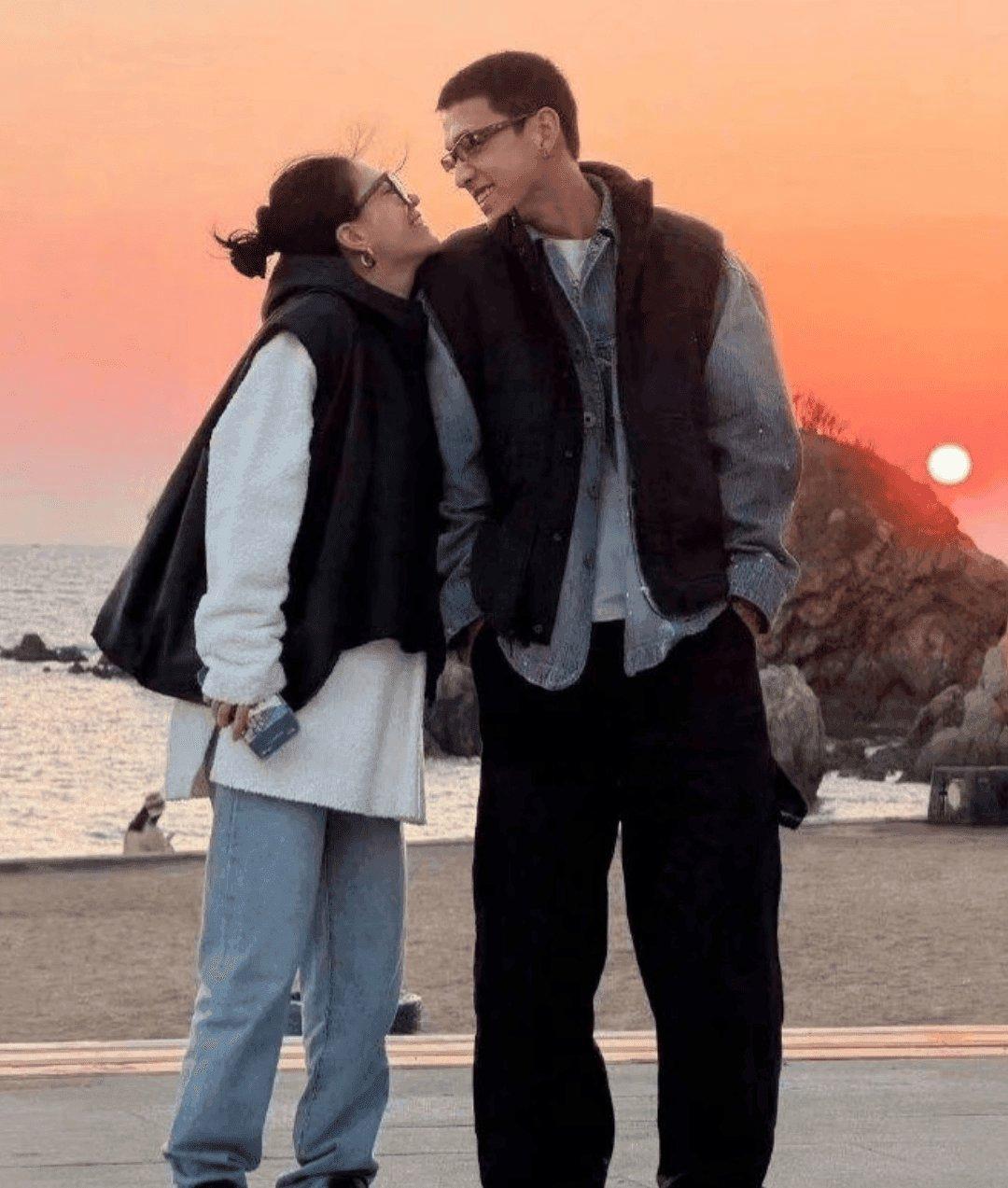 李嘉格自曝新恋情，26岁男友身份曝光：被扒小号后为何主动公开？
 圈里最近又有热