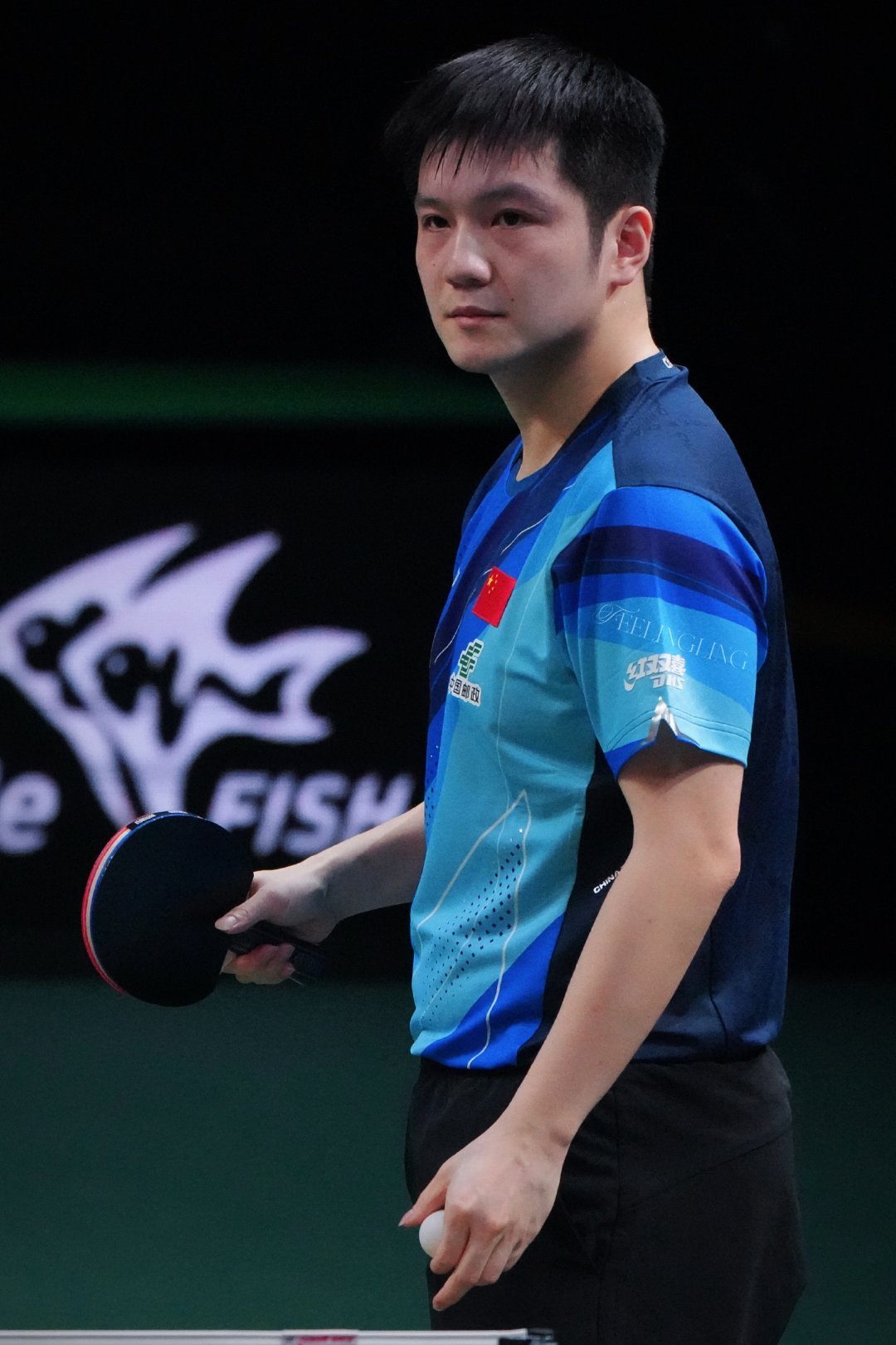 现在只想东哥每天开开心心的，健健康康的去打个球，参加一些活动，其他的不重要了，我