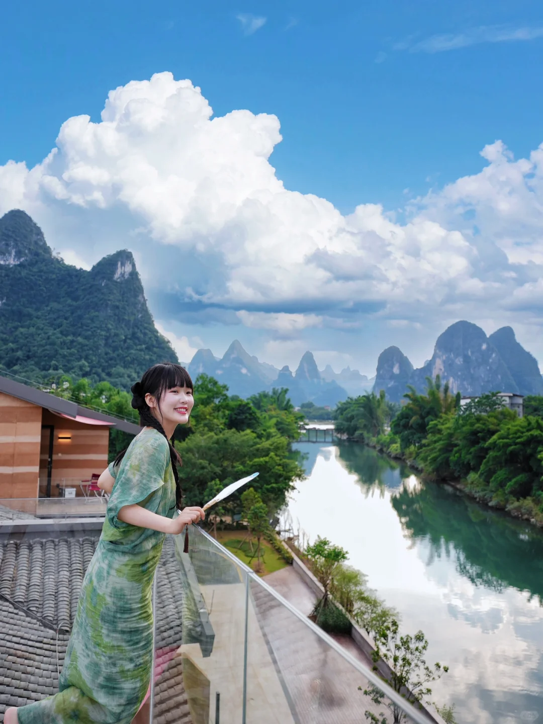 阳朔旅行住这里就对了‼️窗外就是绝美漓江⛰️