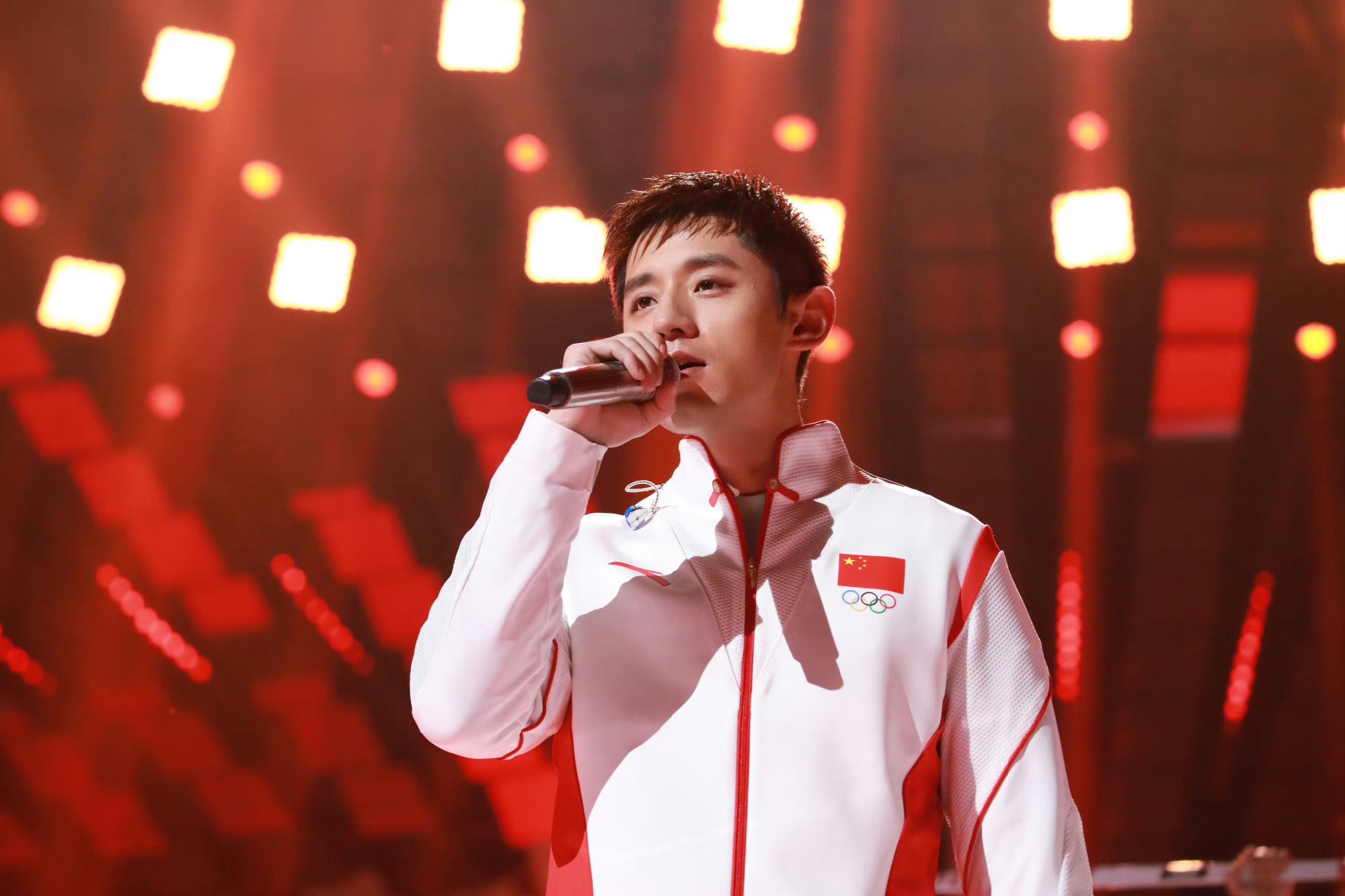 #张继科 跑路# 160w就跑路？怎么可能呢[摊手] ​​​