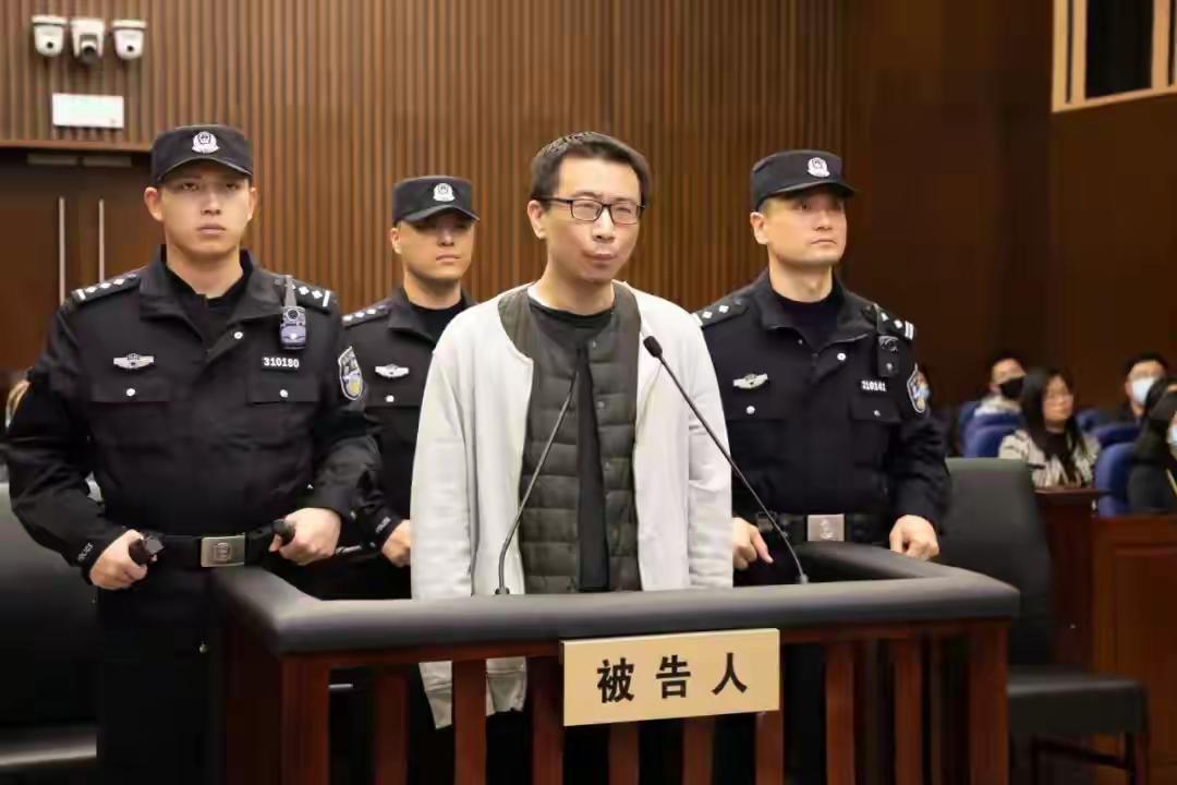 人怎么会这么狠毒！给同事投毒，致其死亡，最终等来的是死刑判决。

最近，三体公司