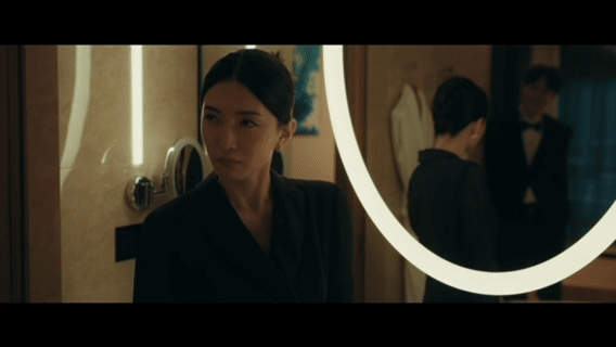 江疏影张超演出宿敌就是妻子的味道《夜色正浓》替挡酒杯名场面反复刷🥳！董越无视众