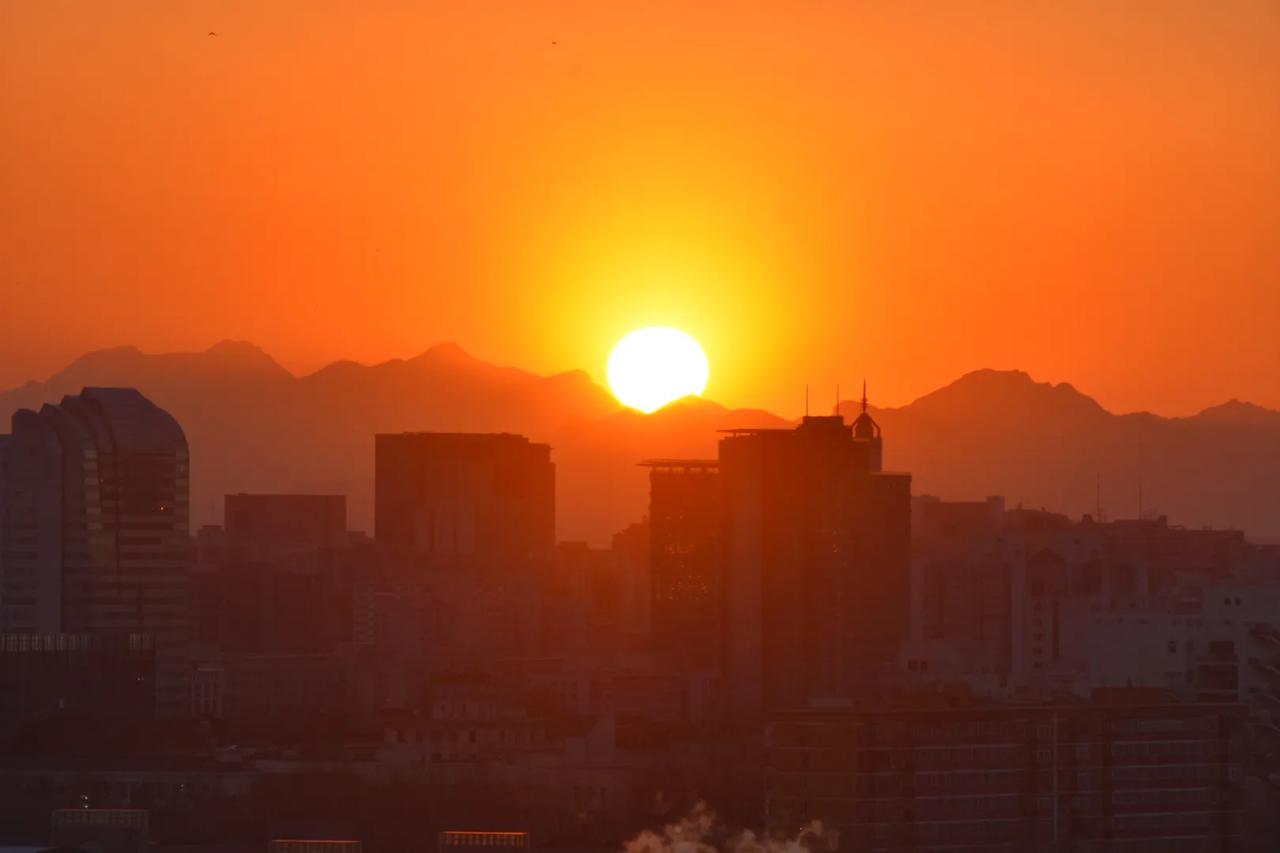 今日北京夕阳北京的落日晚霞