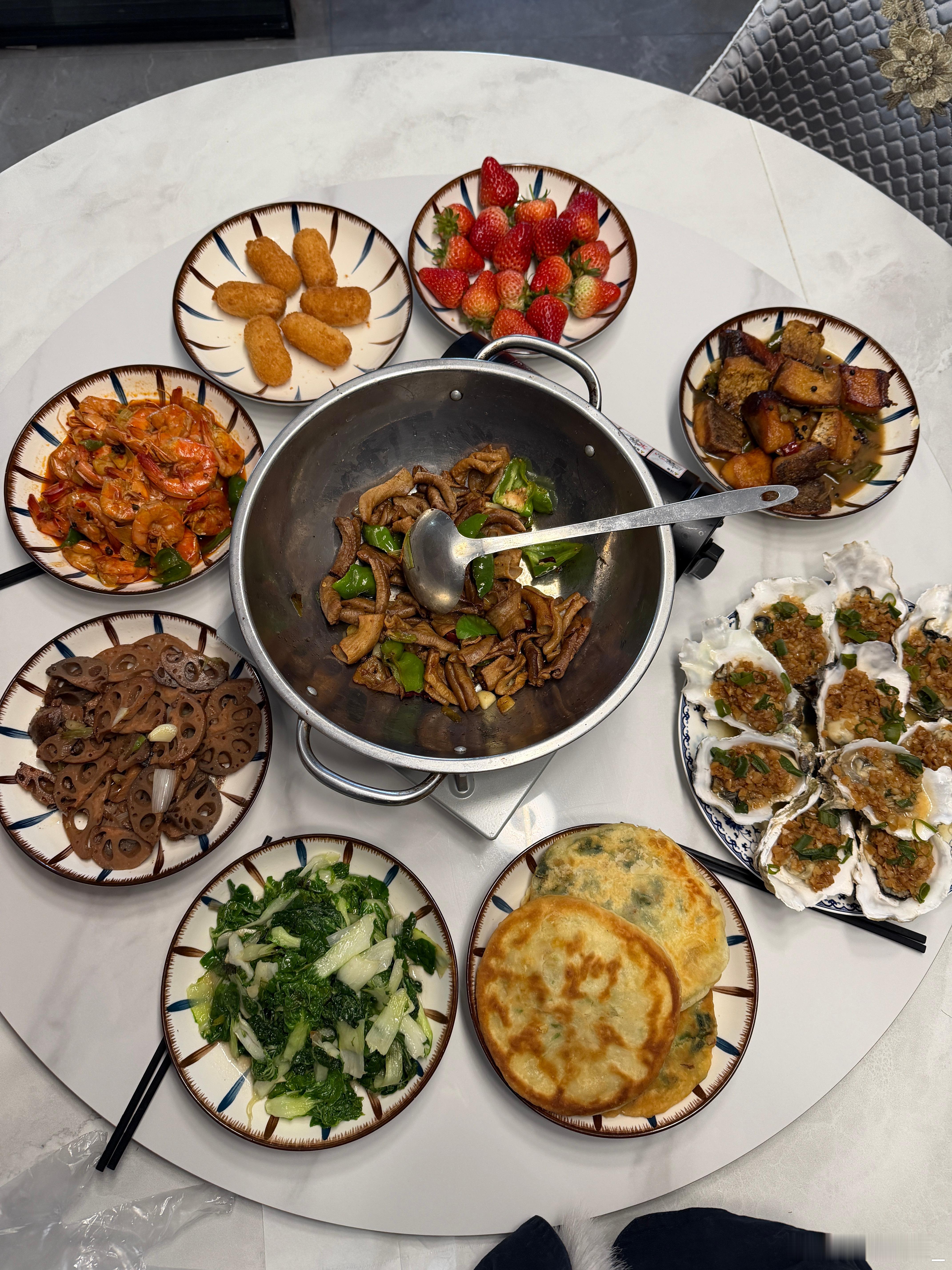 大湖北你让我感到很幸福爱你老己回家过年新年快乐