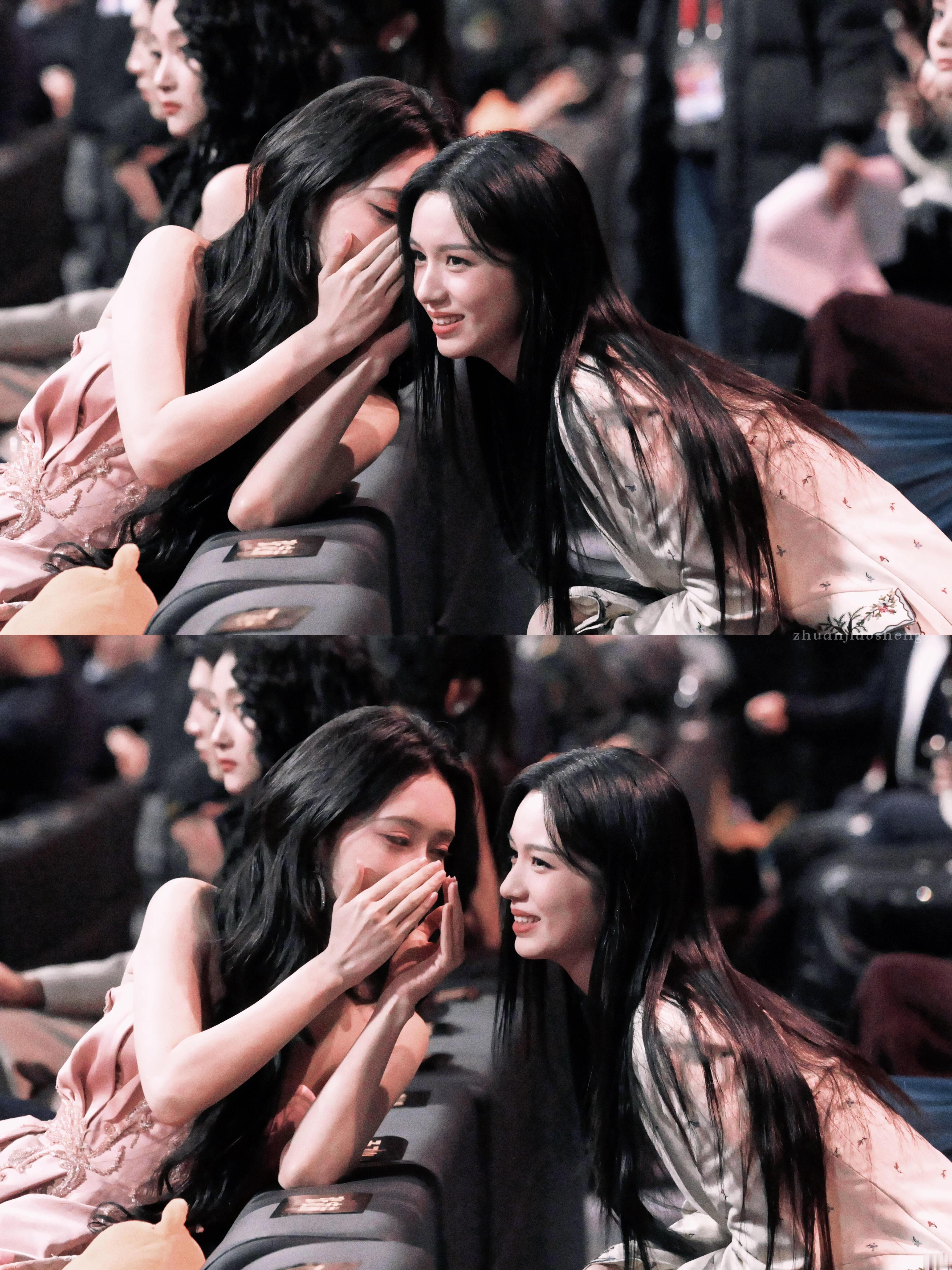 闺蜜我们爱看的姐狗来啦周也和孟子义只要一同框我嘴角都下不了！cr：🍠转饺生 