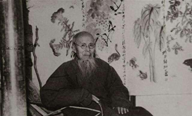 齐白石传奇：50岁娶年轻妻，80岁为情人下跪争吵，90岁还要准备再婚新事
191