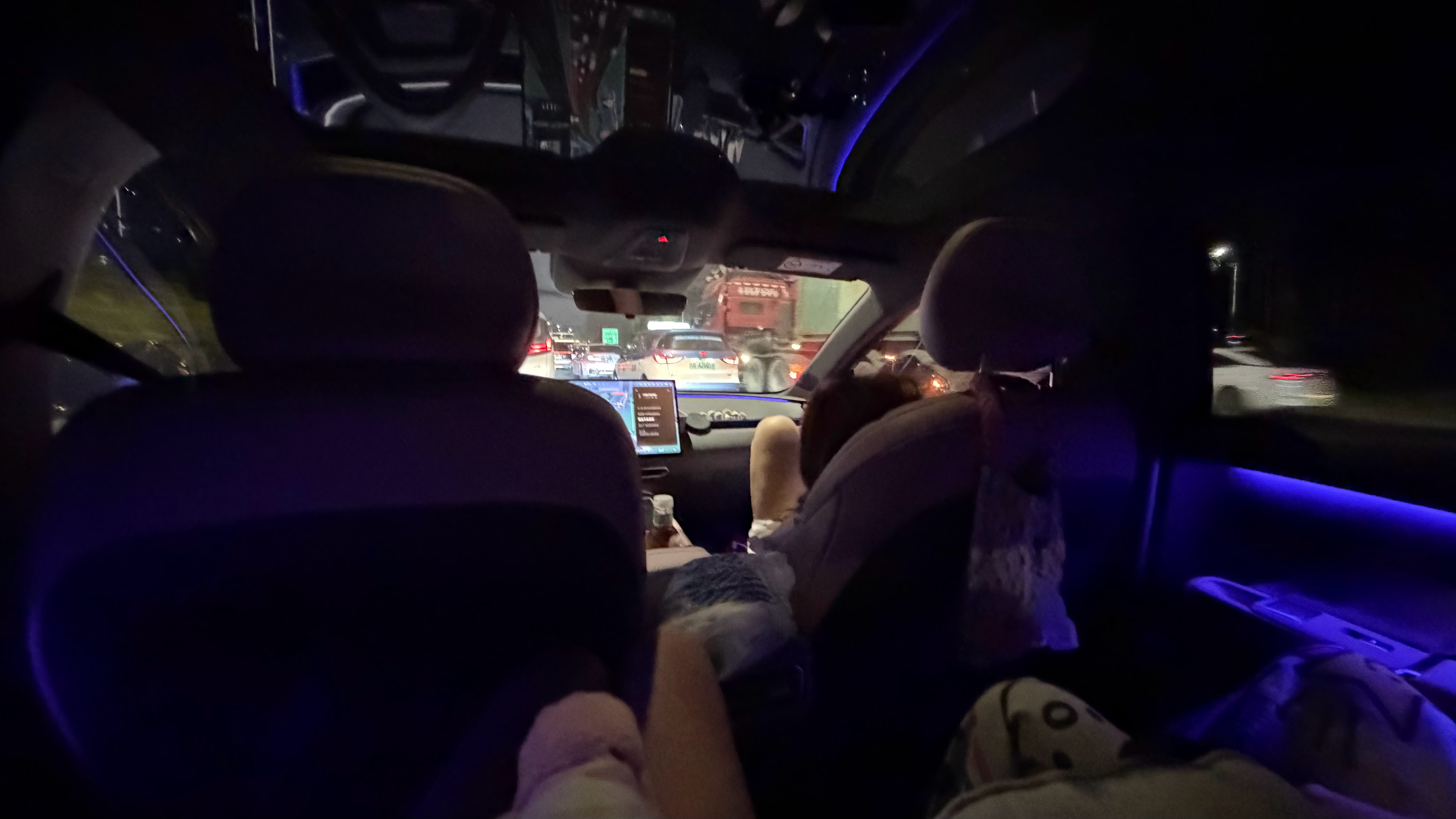 如果我说，大半夜一起去60公里外看海 不管什么时候都喜欢说走就走的感觉…… 