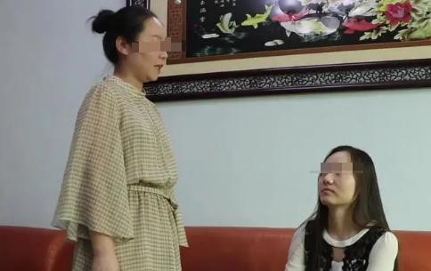 “我自己赚的钱爱给谁给谁！”我儿媳一个月补贴娘家5000块钱，我得知后说了两句，