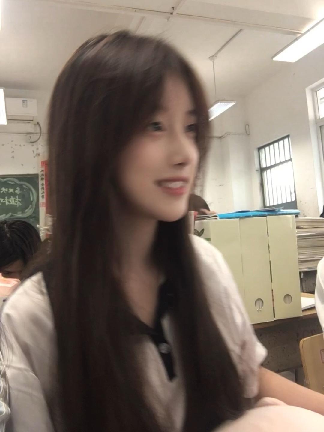 你的脸没有化妆我却疯狂爱上