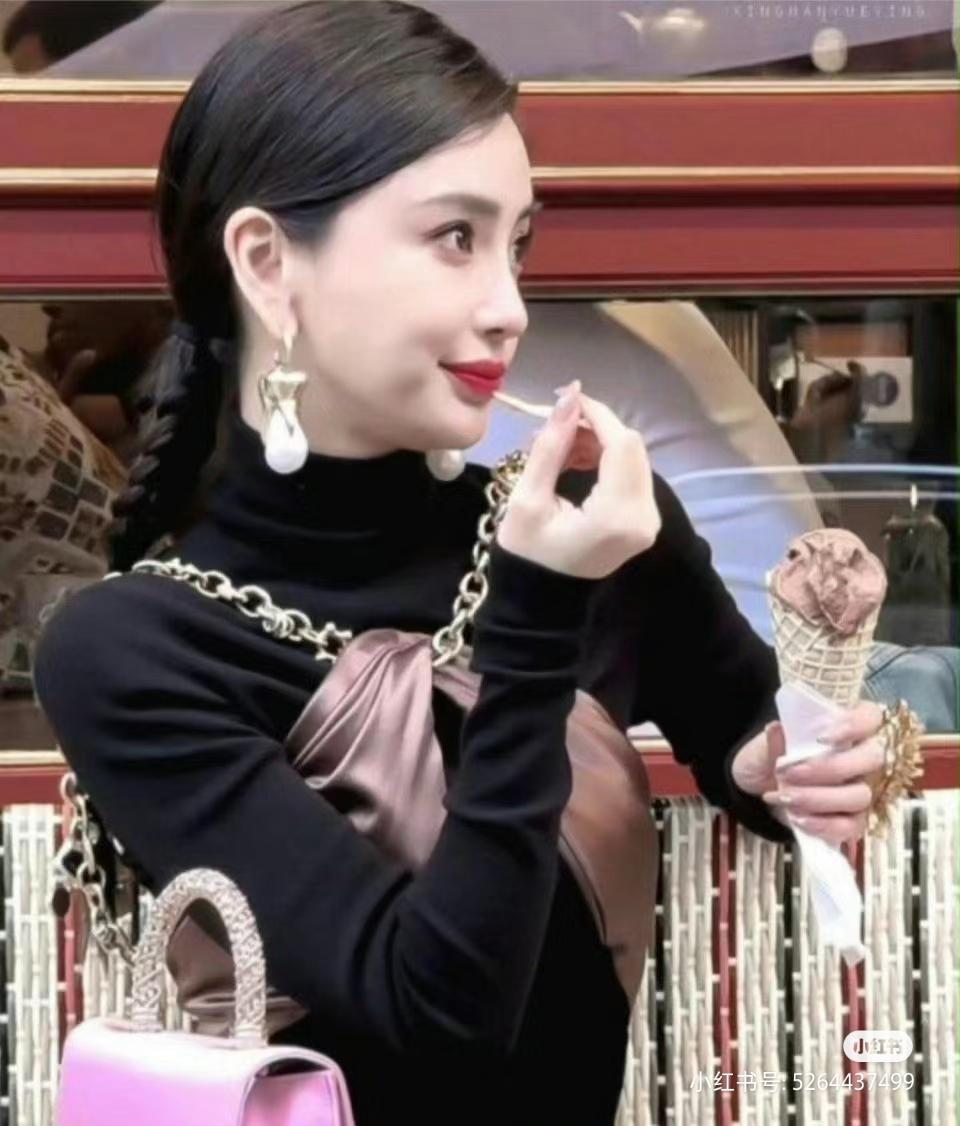 我鼻每次去巴黎都要吃这个大脆筒冰淇淋，鼻难道你今年不想吃吗