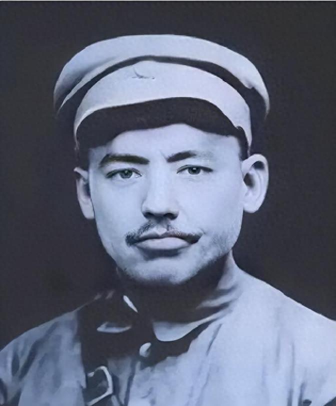 1937年甘肃，马家军旅长马禄，抓到了红三十军的参谋长黄鹄显。没上报，没用刑，反