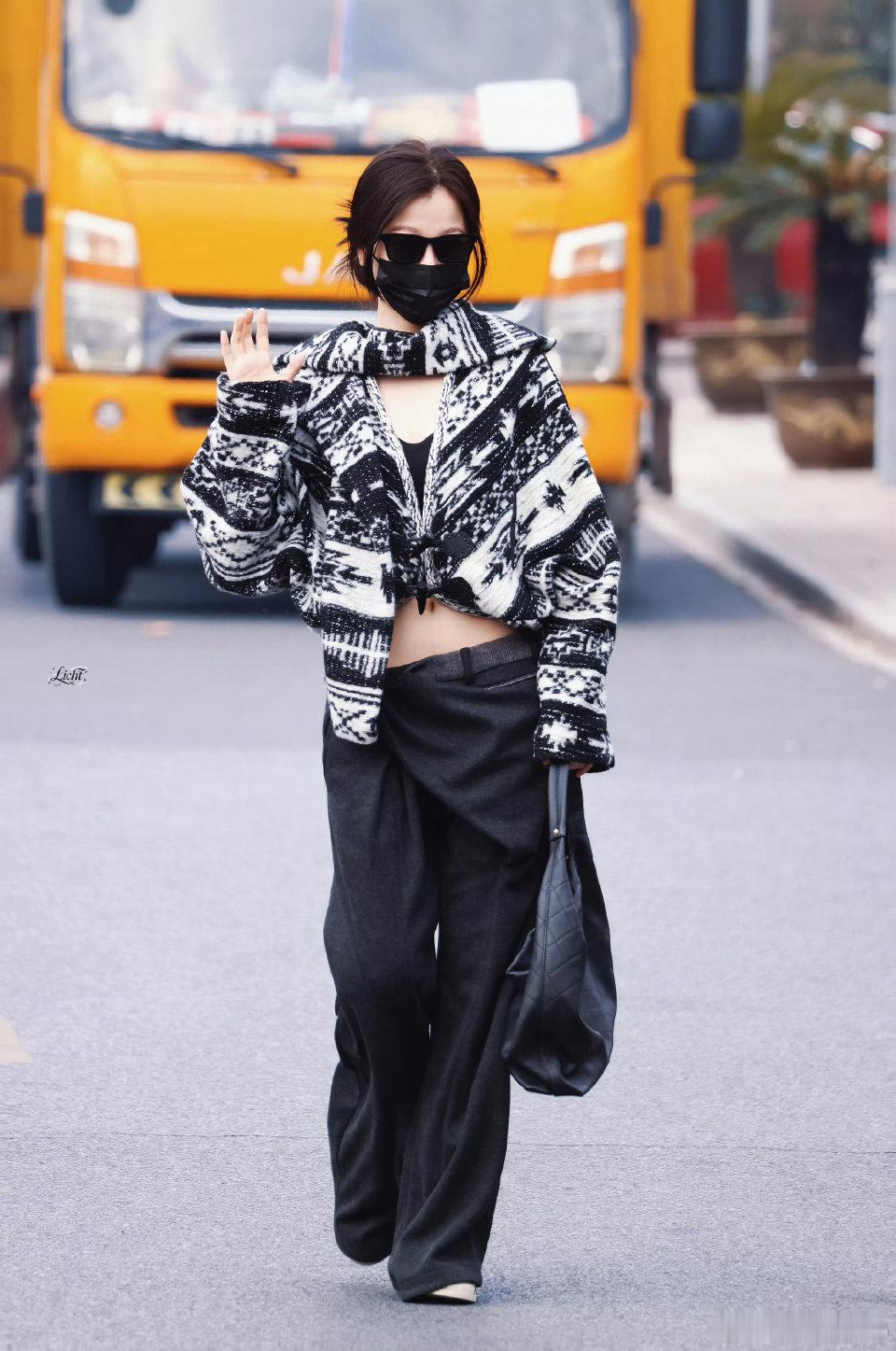 虞书欣就是天生做明星的虞书欣﻿云初令