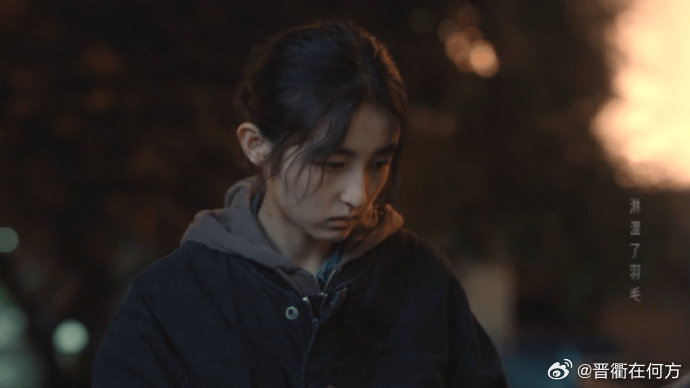 章若楠心疼张子枫新剧人设 《秋雪漫过的冬天》周遇安后劲好大！张子枫把角色的柔软与