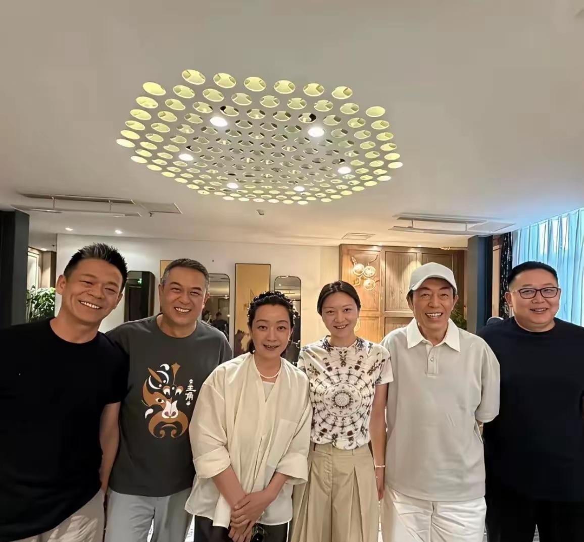 看央视电视剧《主角》后感想
上联：清贫自守诚和善，如何对下联
清贫自守诚和善，