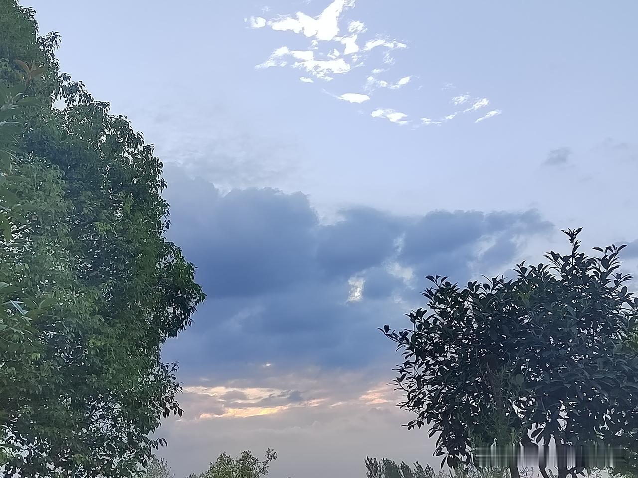 你相信吗？

苦命，都是由于被身边的人、关系、环境，给吃的太厉害了。

这世界上