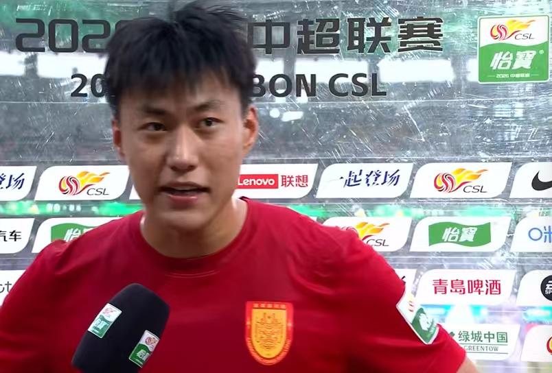 中超第四轮浙江队主场0：1重庆铜梁龙，没想到浙江队主场竟然输给了升班马，杜月徵下