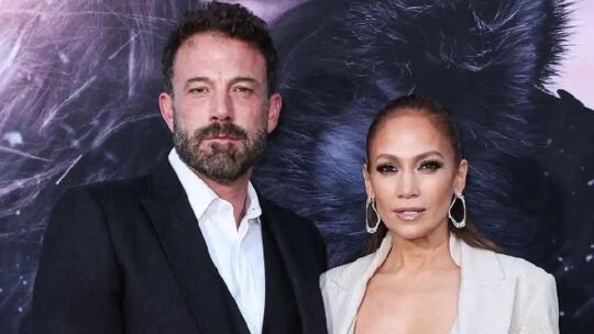 大本洛佩慈离婚协议落地，40 亿各归其主