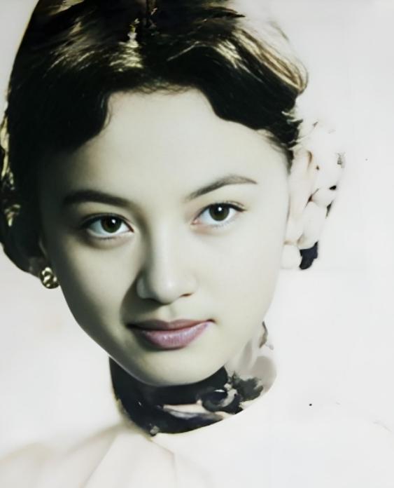 1918年，唐继尧让妻妾以打麻将的借口，将手下庾恩旸的妻子钱秀芳骗到家中。还没打