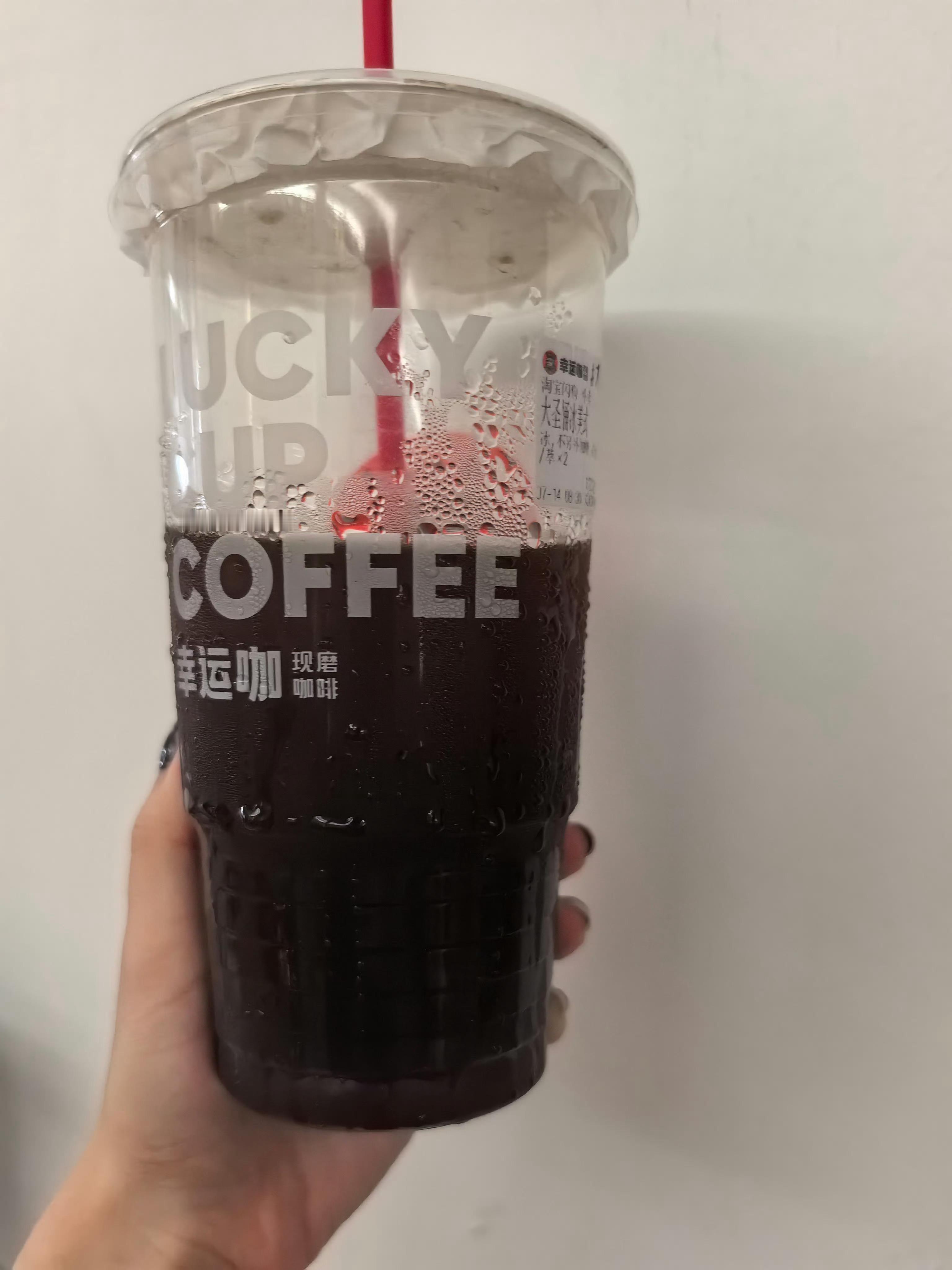 骗人 昨天喝一桶今天体重无波动 