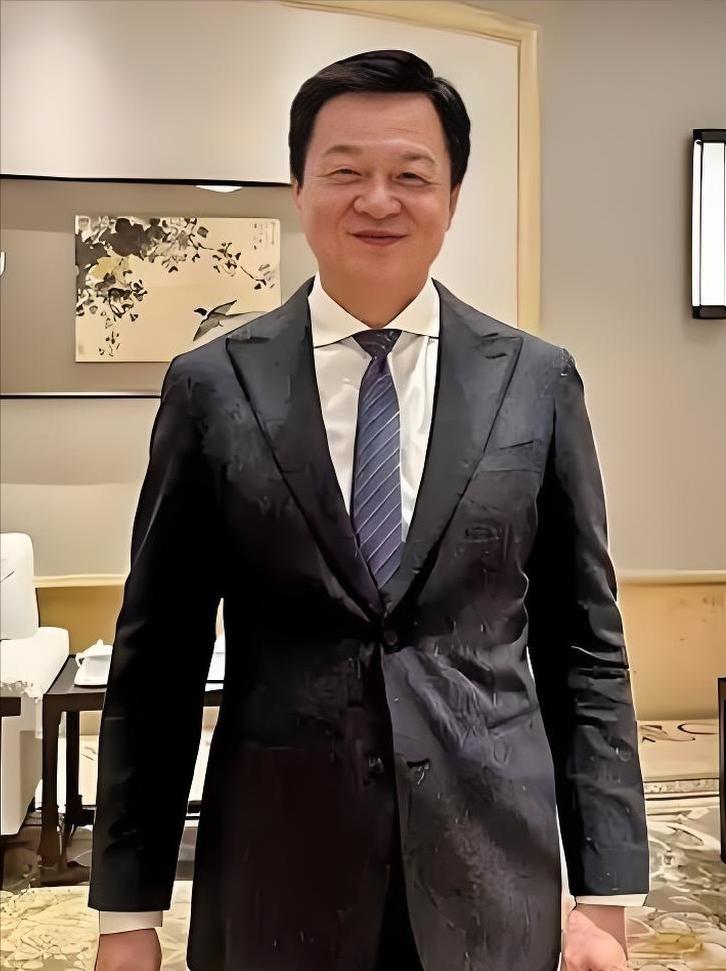 台湾名嘴周锡伟说，有很多人讲，内地就是要大一统台湾，因为内地需要台湾。那我问你一