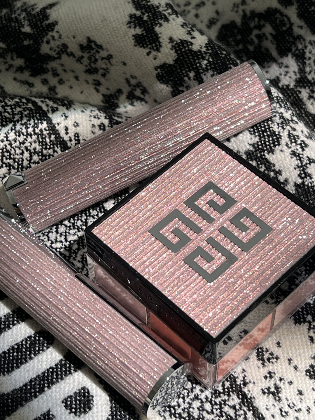 JFX你是懂怎么拿捏少女的[好爱哦] 