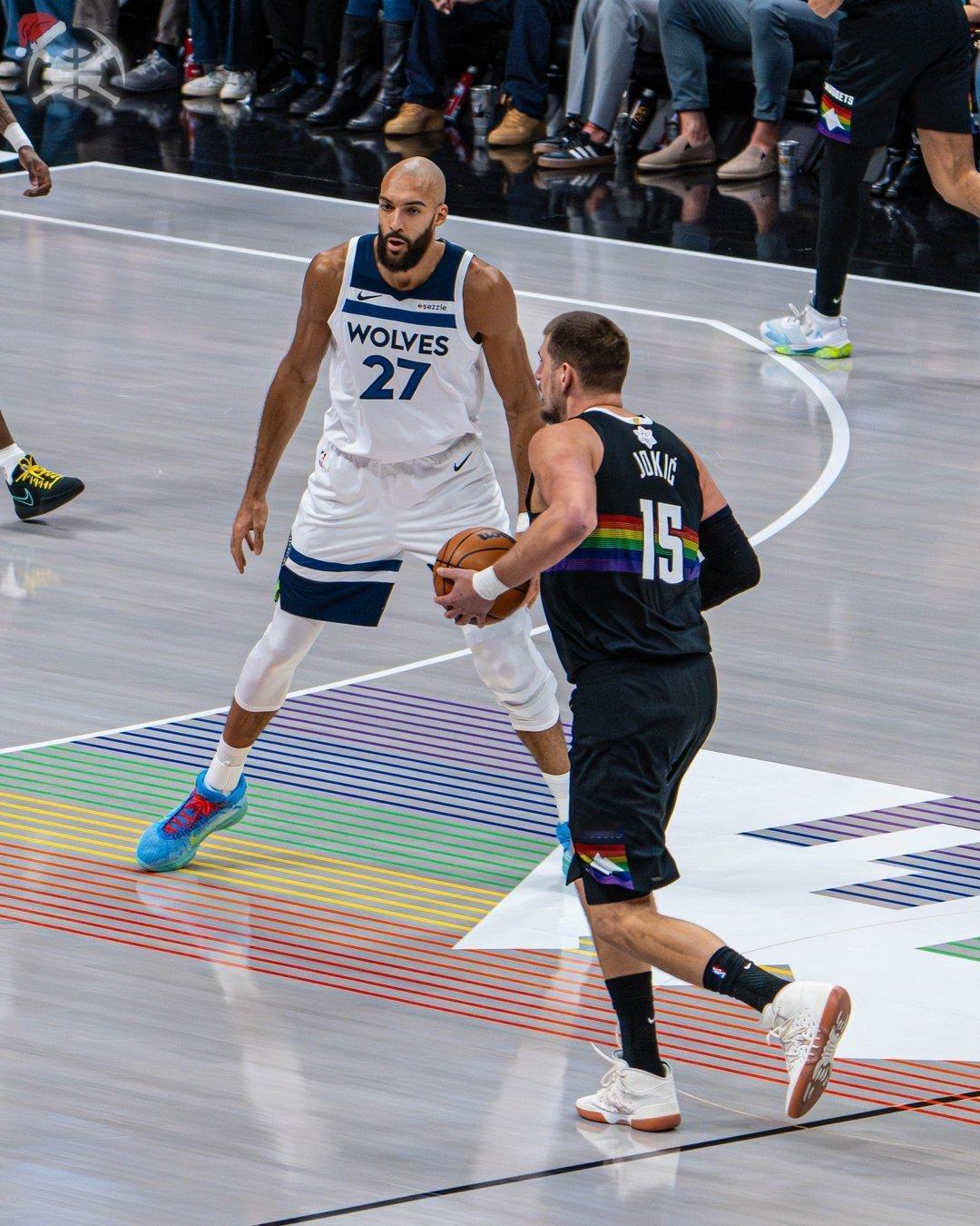 半场23+8+7 10投8中不如猜猜约基奇今天的全场数据？nba