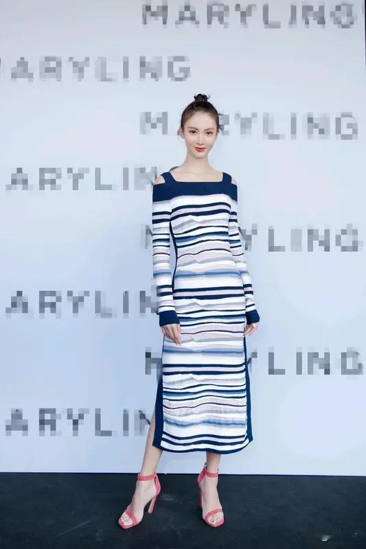 金晨交通事故监控截图疑曝光 金晨交通事故监控截图疑曝光
1月29日，“曝金晨肇事