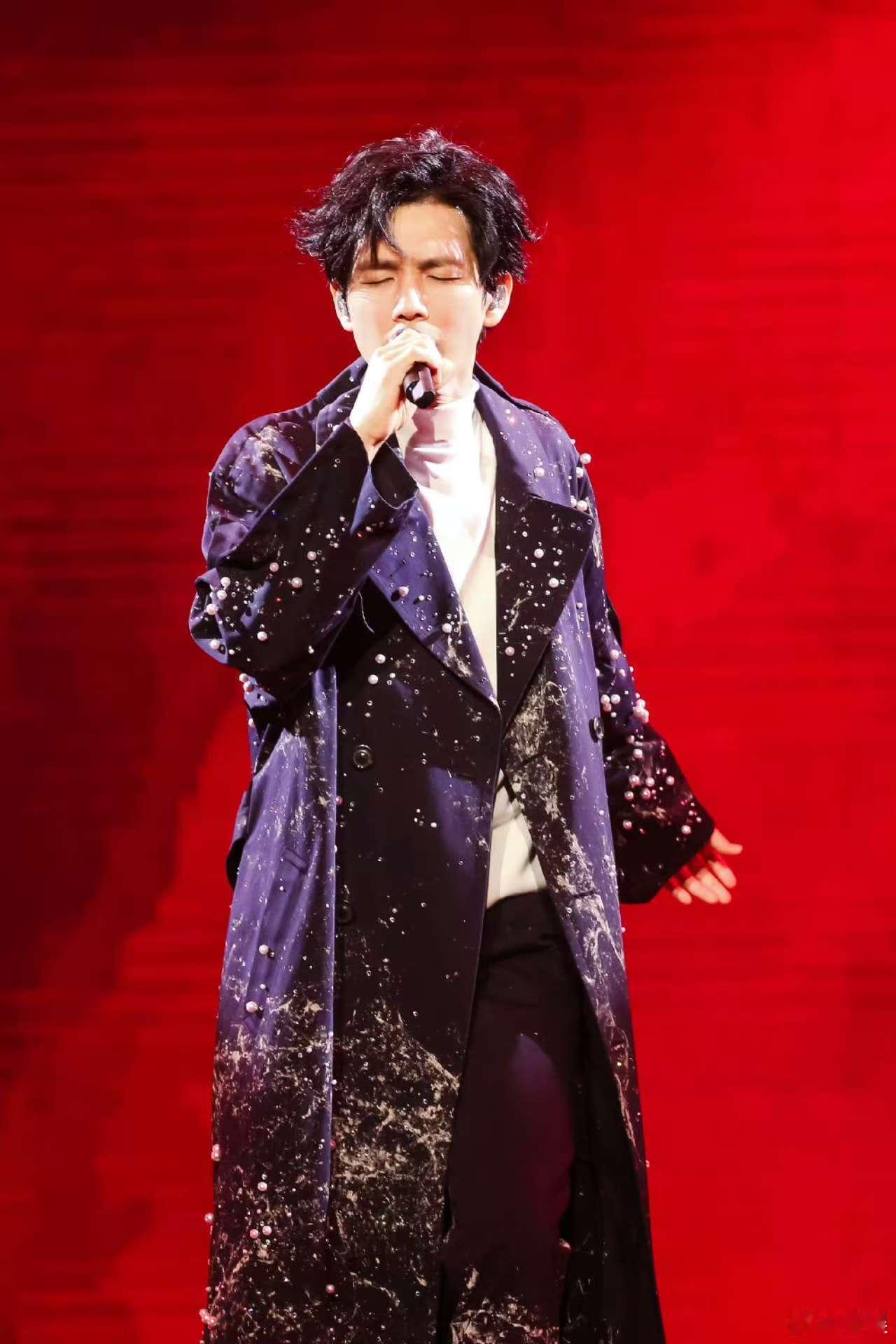 钟汉良1130生日快乐 钟汉良🎂𝑯𝒂𝒑𝒑𝒚 𝑩𝒊𝒓𝒕𝒉𝒅