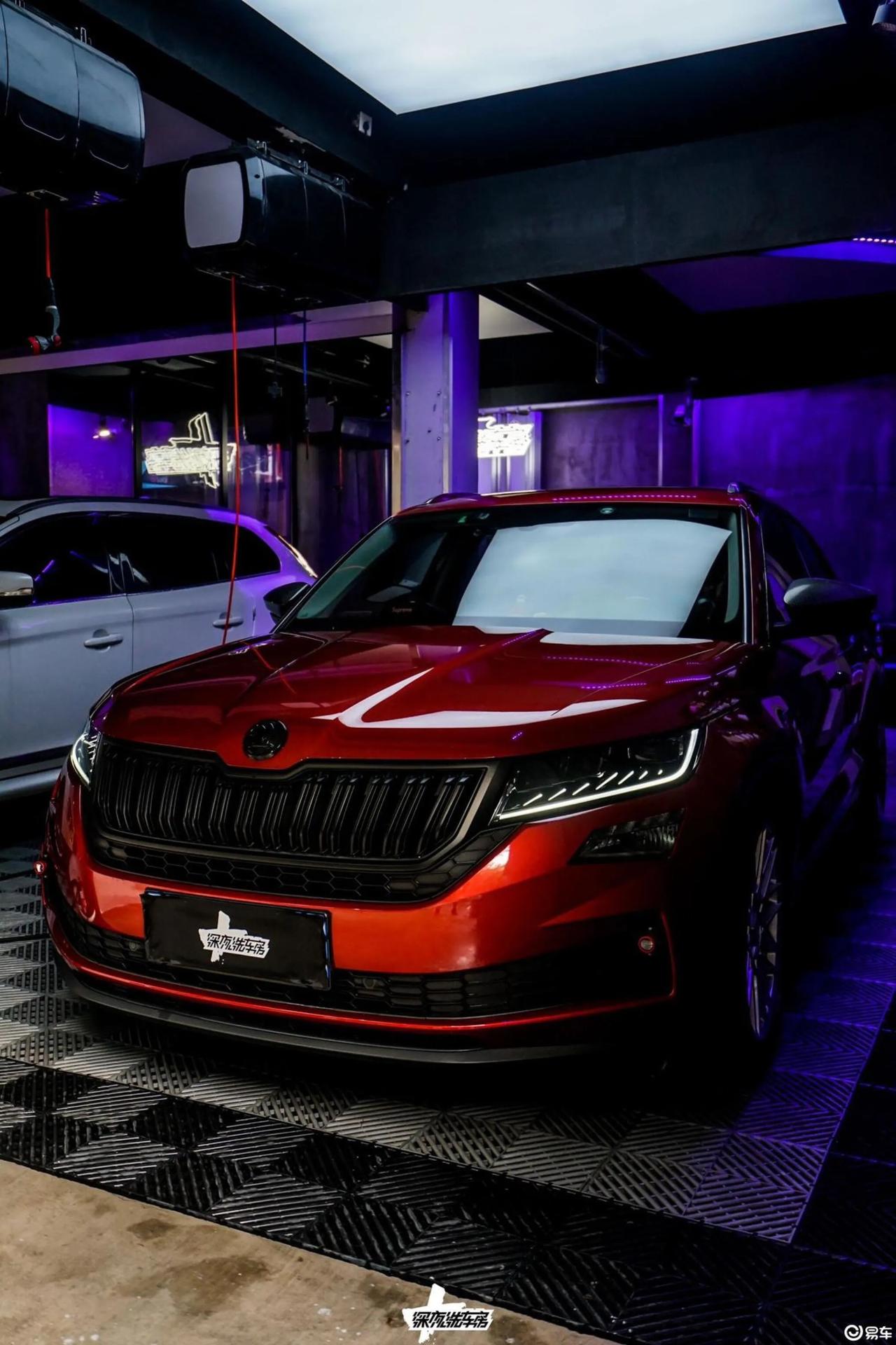 【车主：隔音还可以原厂减震舒适度也就那样运动座椅很不错但是包裹性还是差了些只有个