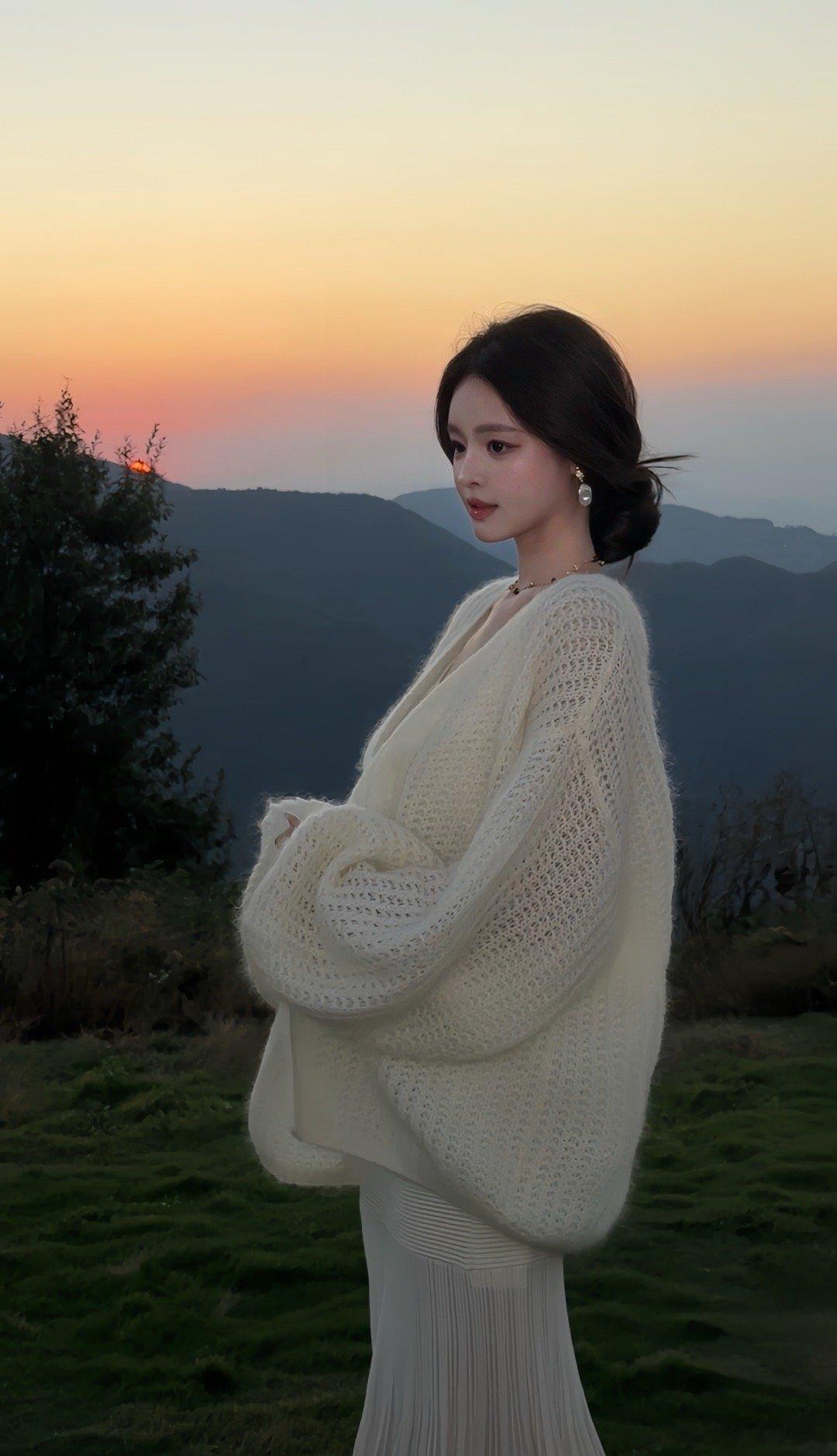 最近拍的很喜欢的一组 文案要配上那种略带遗憾的“同一本书，看再多次结局都是一样的