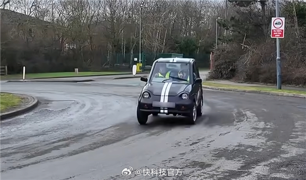 【博主用500颗电子烟电池打造汽车动力电池：支持USB-C充电】近日，英国You