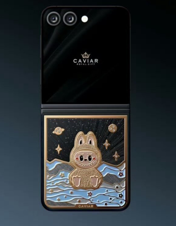 三星Labubu联名手机每款全球仅售8台，并且都采用了24K黄金，并配有珠宝级珐