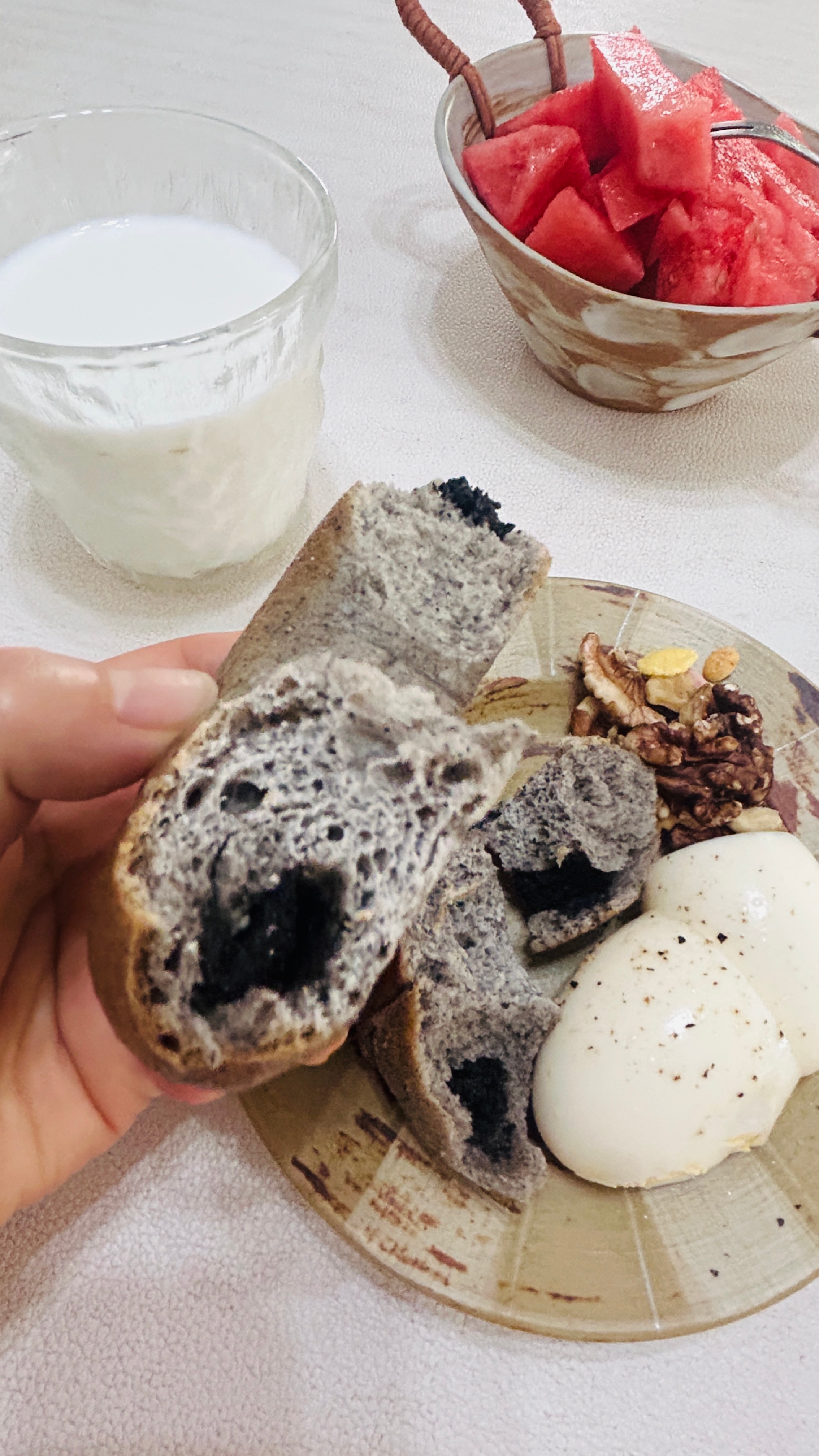 早午餐美食 ，黑芝麻贝果🥯绝了 