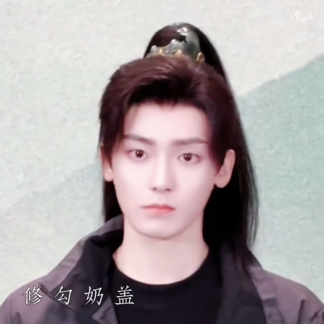 小咪伐开心要抱抱 ​​​