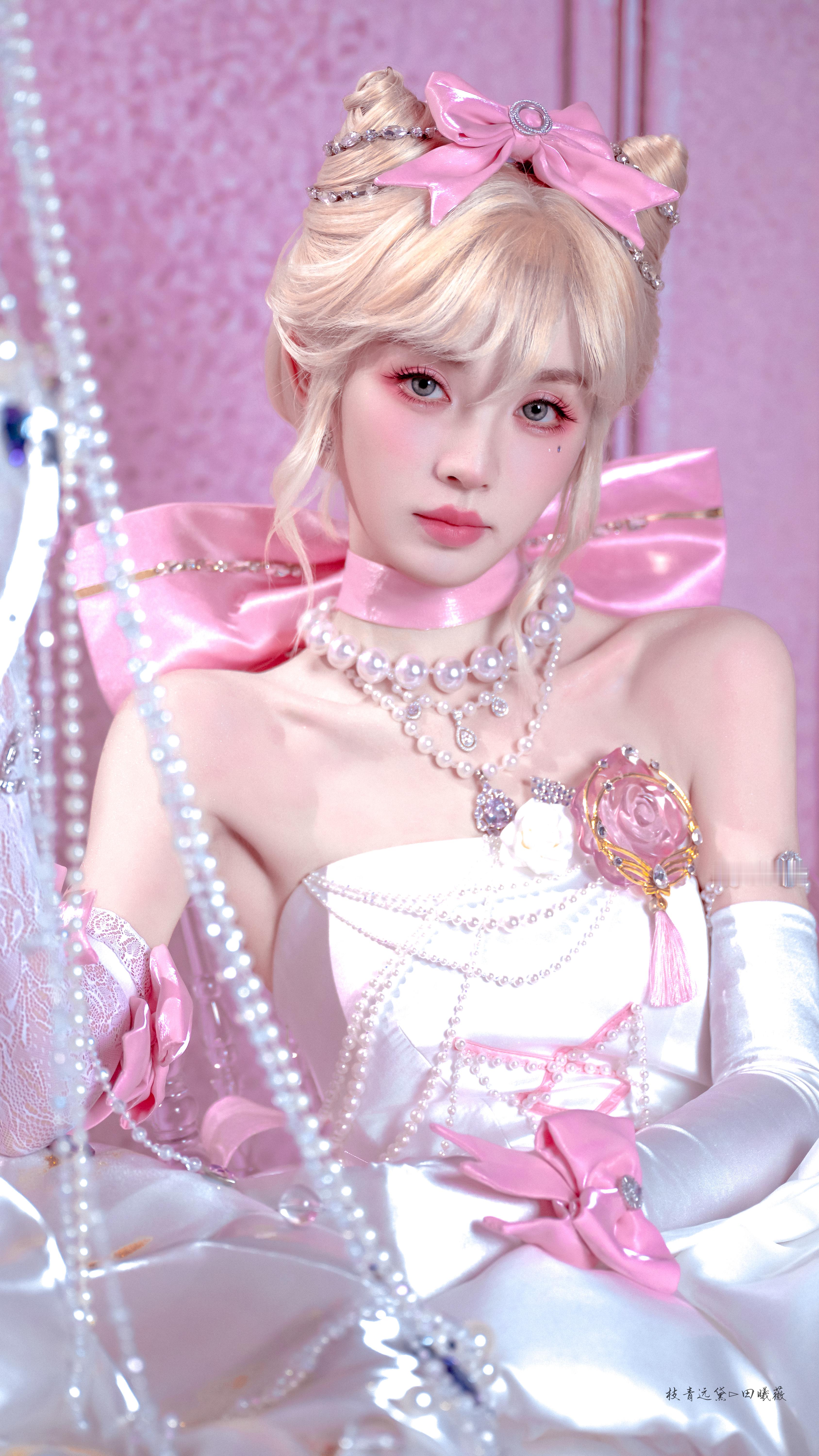 田曦薇/💕田曦薇金发玛丽猫 *田曦薇美成这样 ​​​