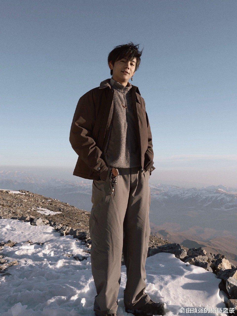 丁真让所有的听说变成你的亲眼所见穿越风雪，靠近真实，也终将抵达真实蓝岐蓝岐品牌挚