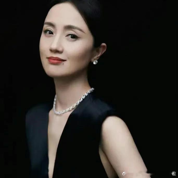 朱媛媛抗癌好多年了，在剧组期间也从来不说这些事，怕影响大家的工作，娱乐圈真正生病