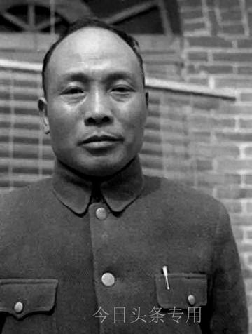 1959年陈长捷被特赦后，周恩来问他有什么愿望，他表示希望可以回到上海和妻子团聚