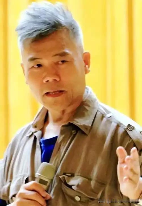 有人竟然为司马南鸣冤叫屈，呼吁司马南回归网络平台
 
近来网络上出现部分声音，为