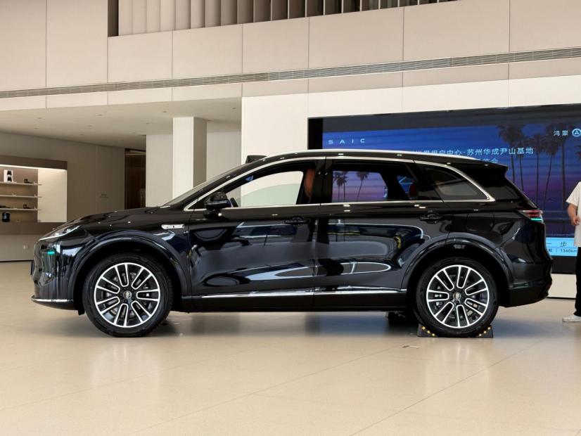 主被动安全配置解析：传统SUV与智能新能源车的不同思路
车辆安全始终是消费者关注