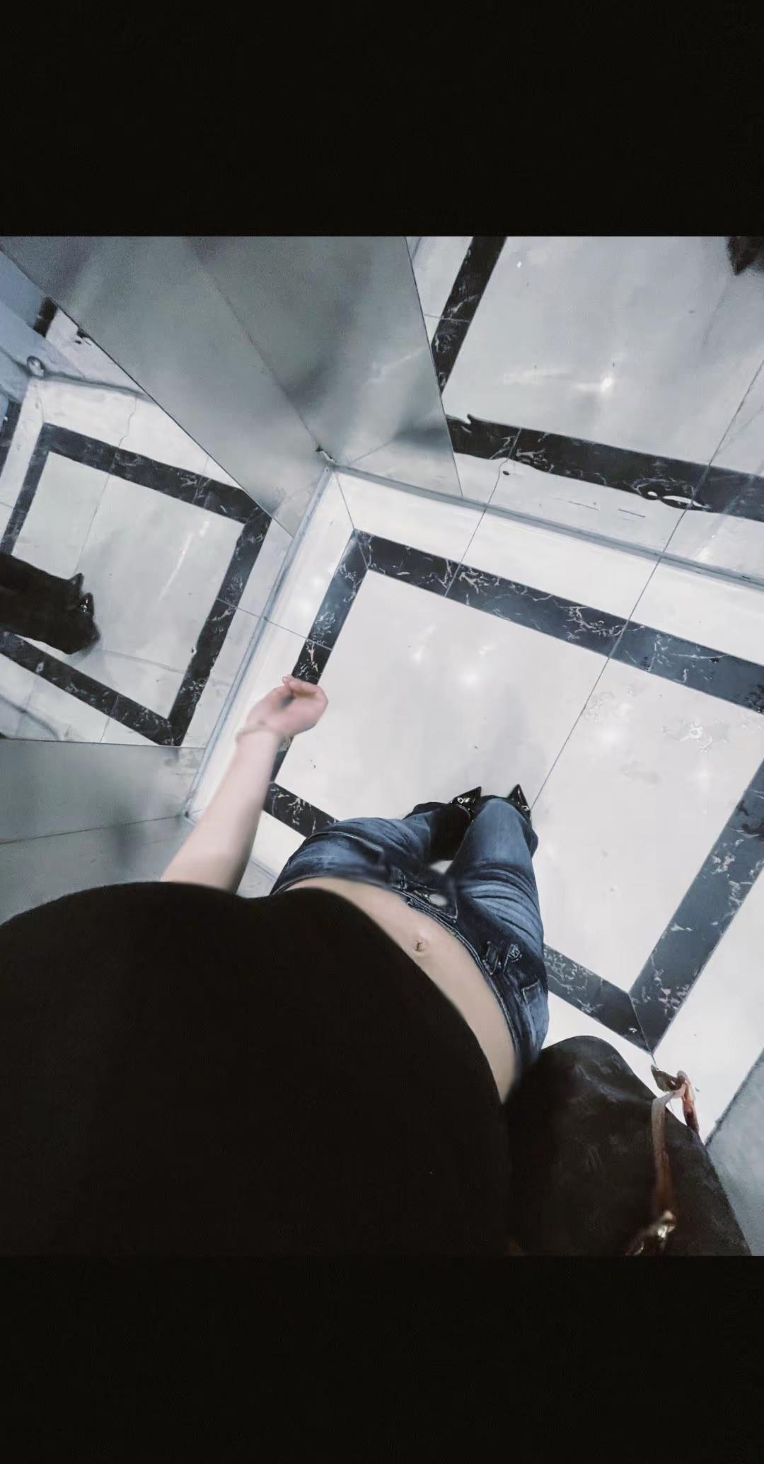 活着就是要和这个世界死磕到底。夏天穿搭 不露脸系列ootd