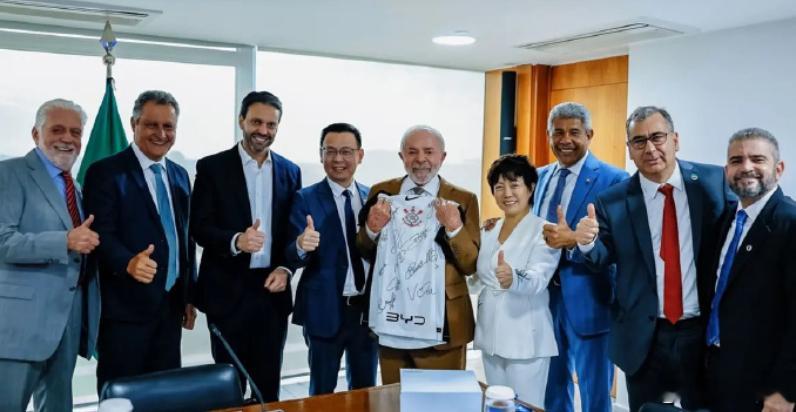 今天有比亚迪的巴西负面消息，比亚迪被巴西相关机构列入“Lista Suja”脏名