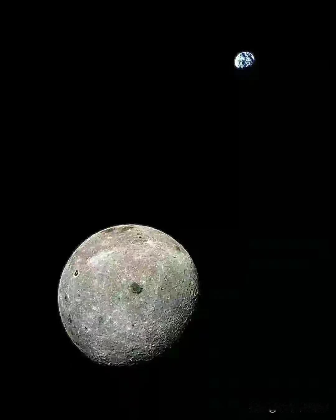 嫦娥号:“NASA局长，你的灯光开关坏了吗？”

NASA局长抛出了一个“黑”料