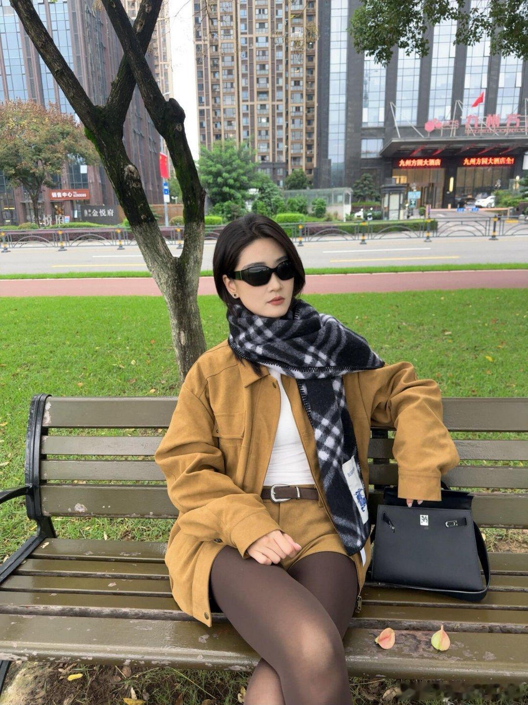 厚厚的软软的很舒服时尚穿搭 ​​​