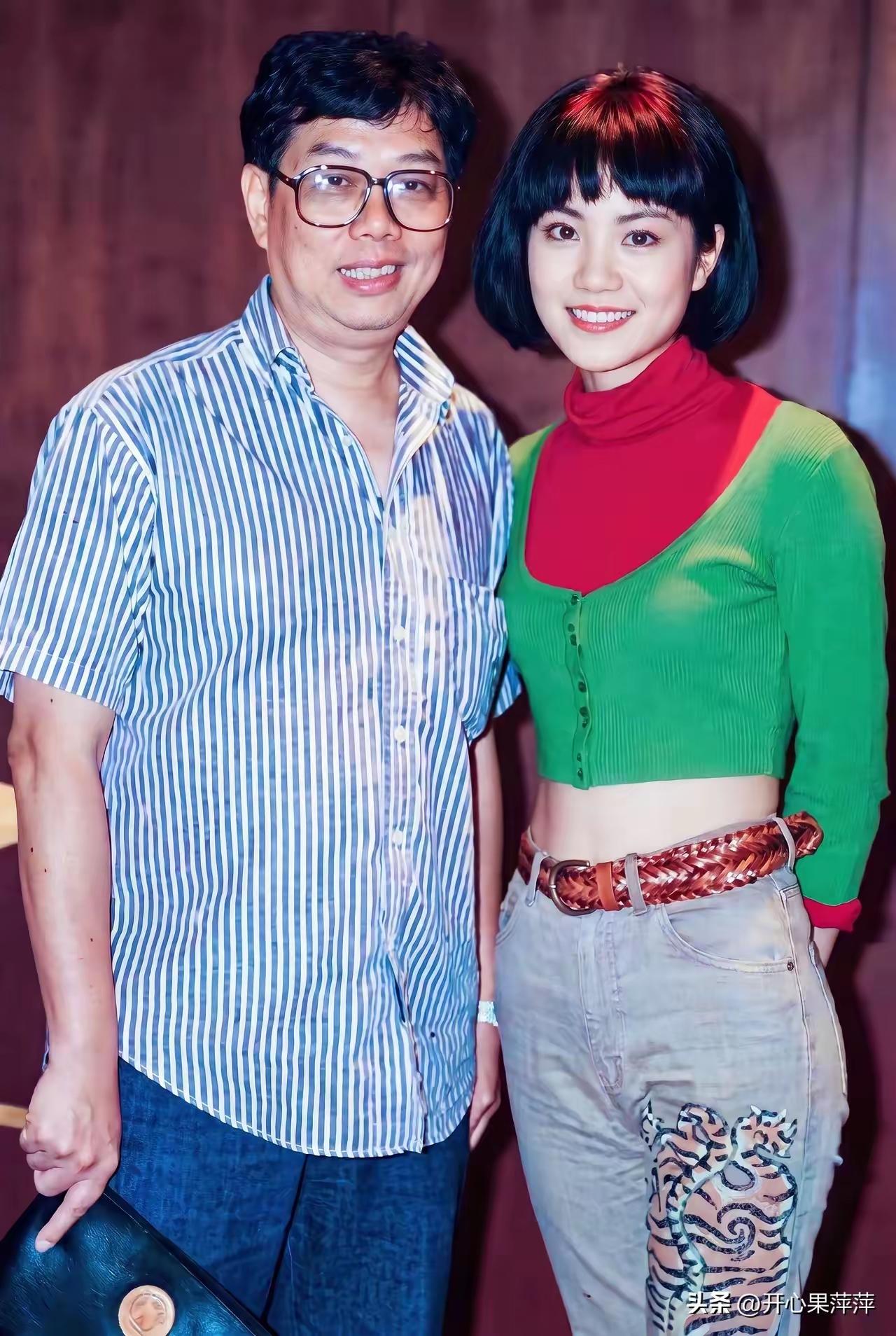 王菲
头发又黑又亮，发质是真好
