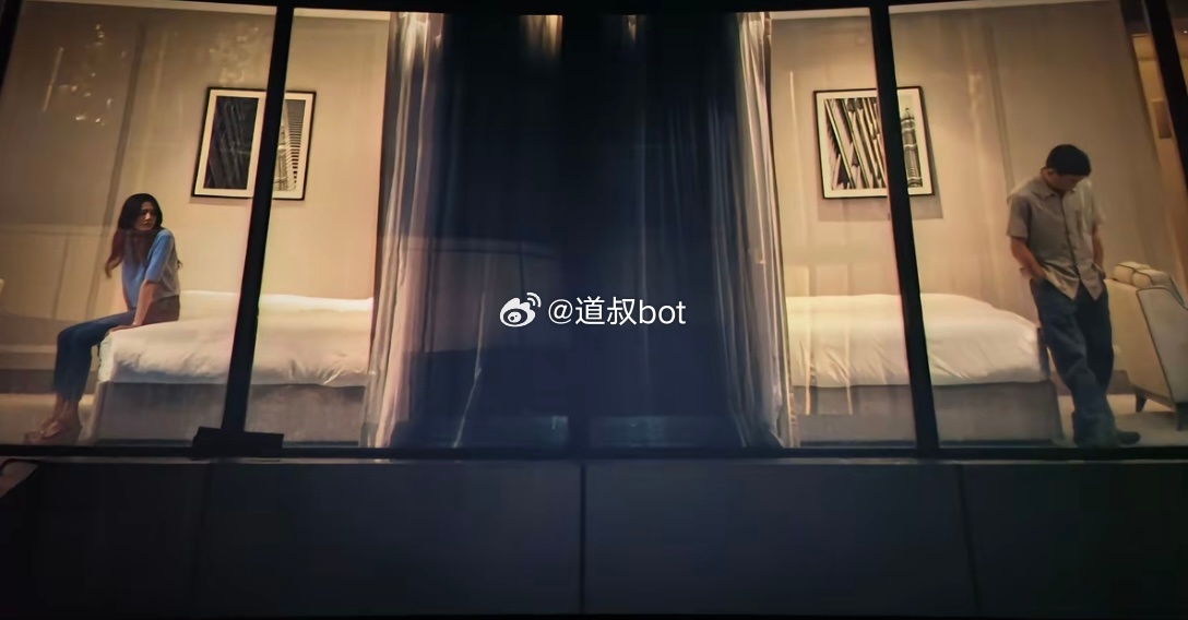 网上看到一段话，不婚不恋、不育，无房无车无性，不为他人花钱，也无炫耀消费。这时你
