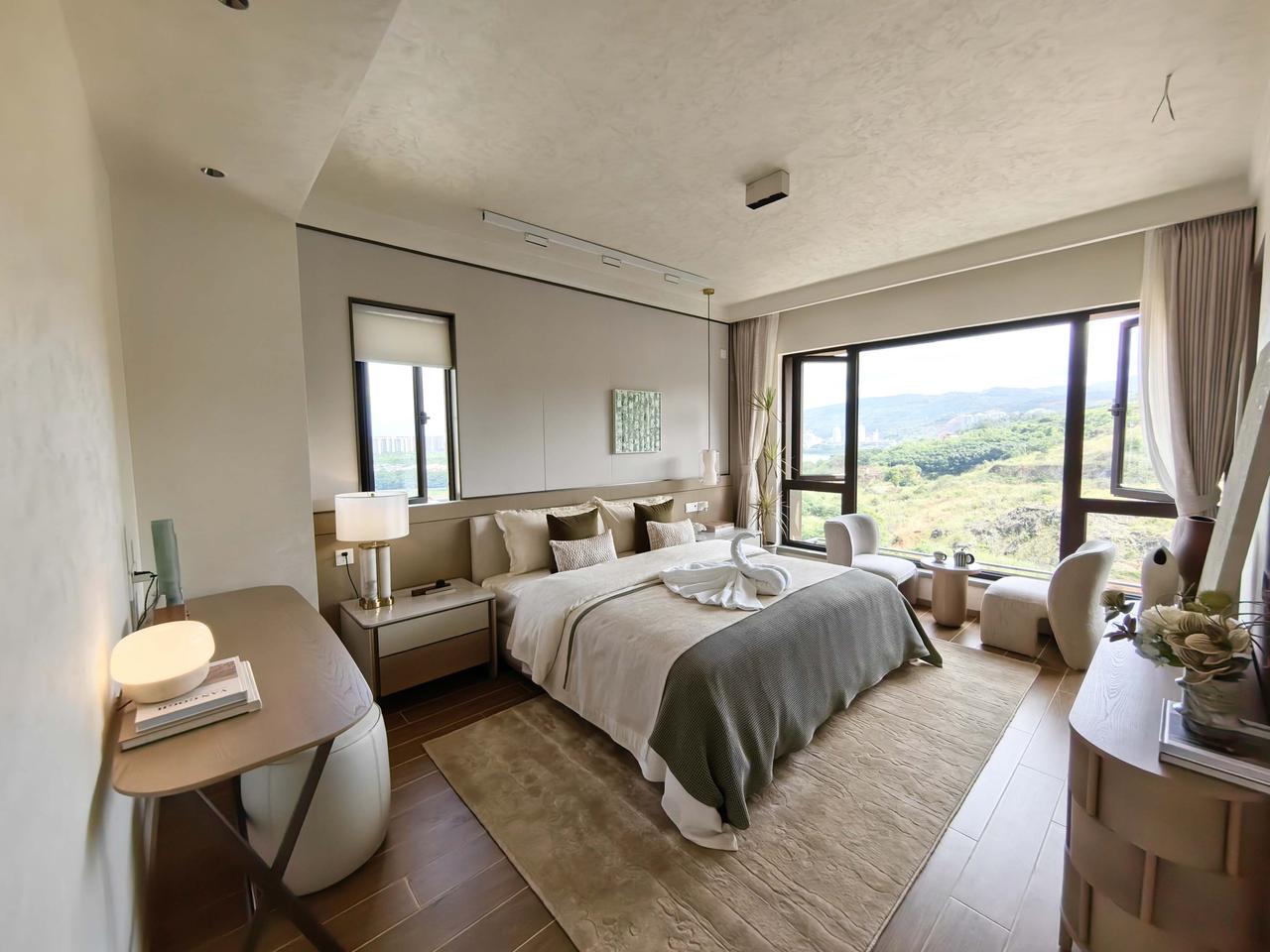 西双版纳保利雨林澜山的叠墅现在入手太合适啦！
上个月保利雨林澜山的叠墅推出了一批